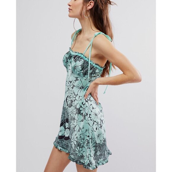 🆕 FREE PEOPLE Retro Daisy Slip / Black Combo - Picture 2 of 5